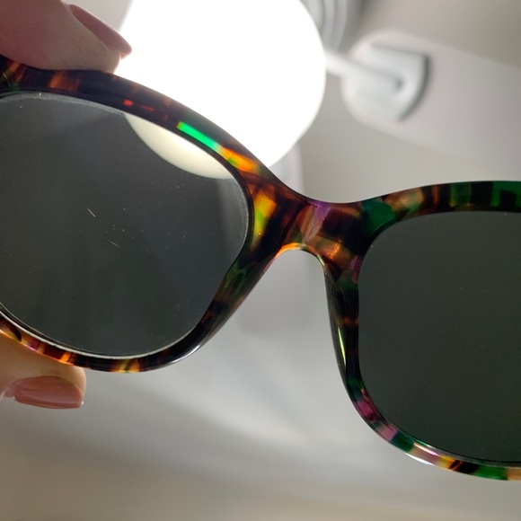 Authentic, Costa Bimini Shiny Abalone and Grey 580G. Genuine Costa - Picture 9 of 9